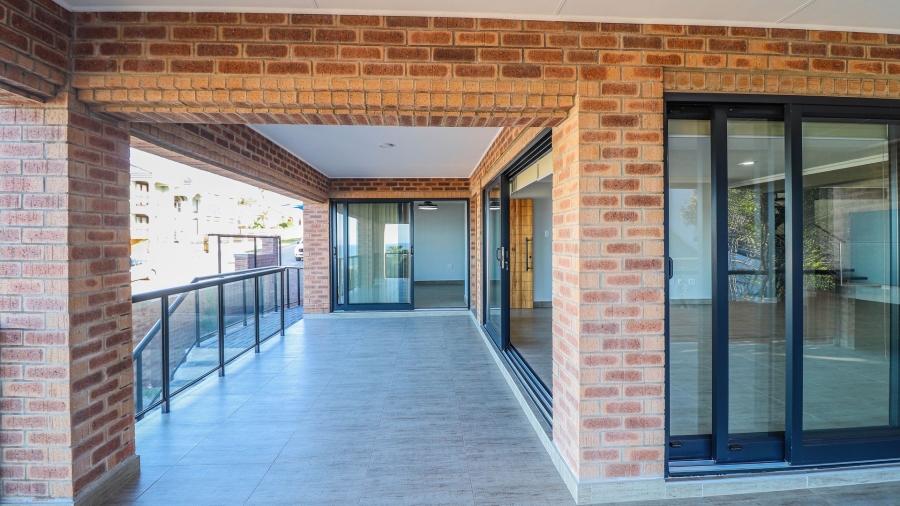 4 Bedroom Property for Sale in Wavecrest Eastern Cape